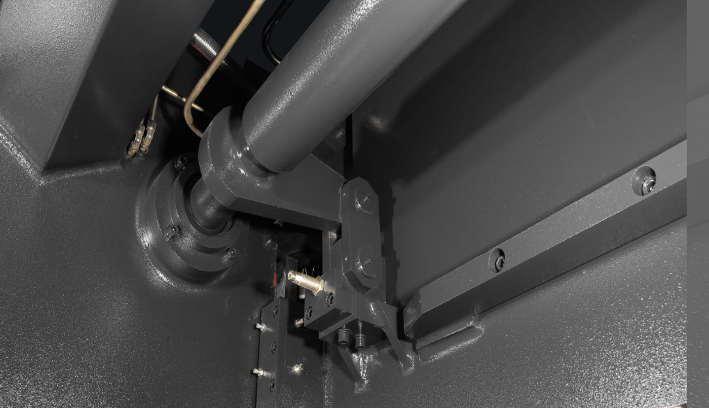 press brake (2)