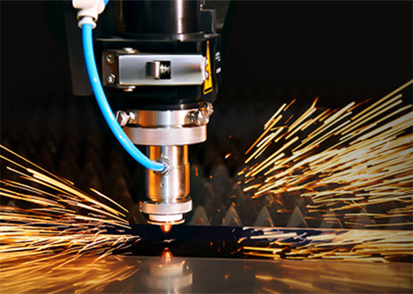 Problems and solutions encountered when using fiber laser cutting machine